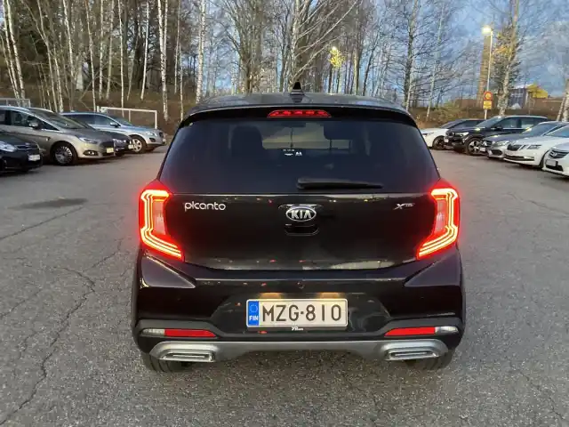 Musta Viistoperä, Kia Picanto – MZG-810