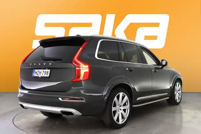 Harmaa Maastoauto, Volvo XC90 – MZH-798