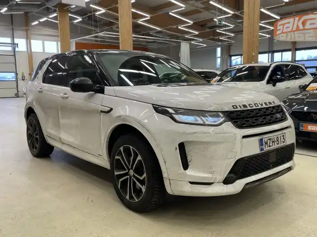 Valkoinen Maastoauto, Land Rover Discovery Sport – MZH-813