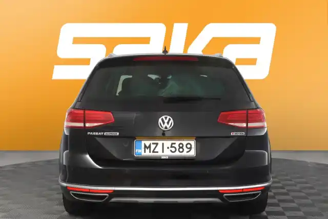 Musta Farmari, Volkswagen Passat – MZI-589