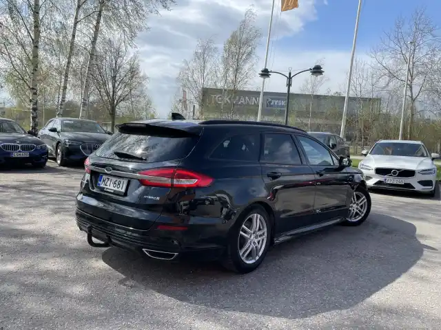 Musta Farmari, Ford Mondeo – MZI-681