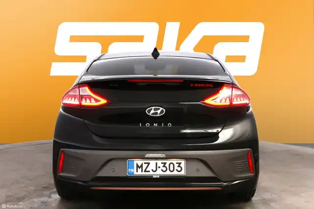 Musta Viistoperä, Hyundai IONIQ ELECTRIC – MZJ-303