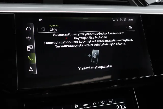 Harmaa Maastoauto, Audi e-tron – MZJ-751
