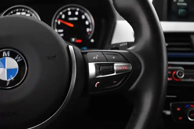 Valkoinen Maastoauto, BMW X2 – MZK-333