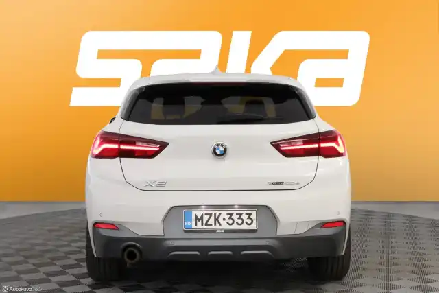 Valkoinen Maastoauto, BMW X2 – MZK-333