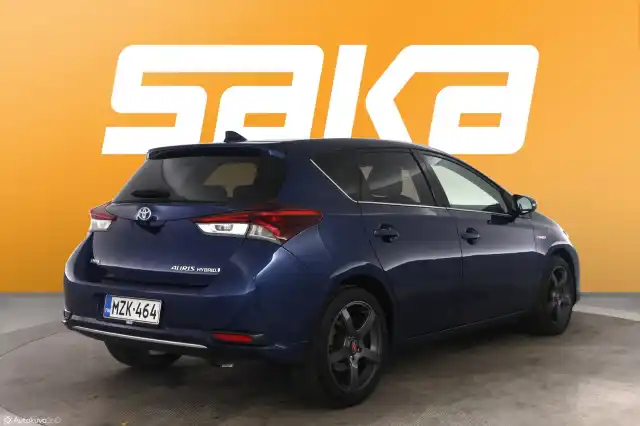 Sininen Viistoperä, Toyota Auris – MZK-464