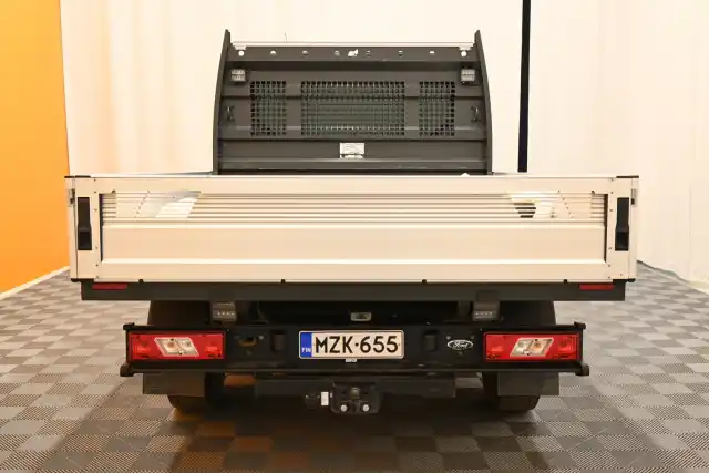 Sininen Avolava, Ford Transit – MZK-655