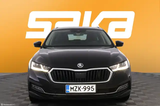 Musta Farmari, Skoda Octavia – MZK-995