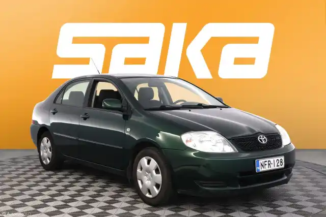 Vihreä Sedan, Toyota Corolla – NFR-128