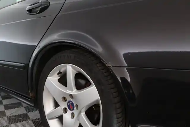 Musta Farmari, Saab 9-5 – NHK-745