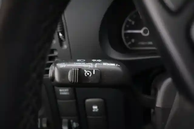 Musta Farmari, Saab 9-5 – NHK-745