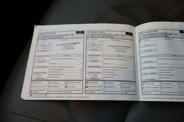 Musta Farmari, Saab 9-5 – NHK-745