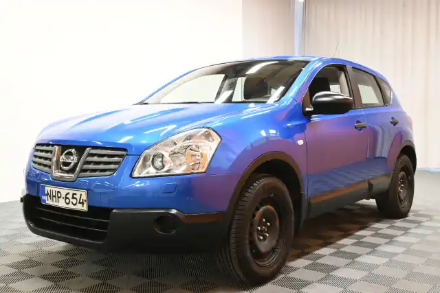 Sininen Maastoauto, Nissan Qashqai – NHP-654