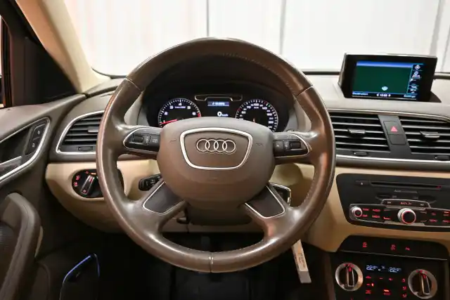 Musta Maastoauto, Audi Q3 – NHY-659