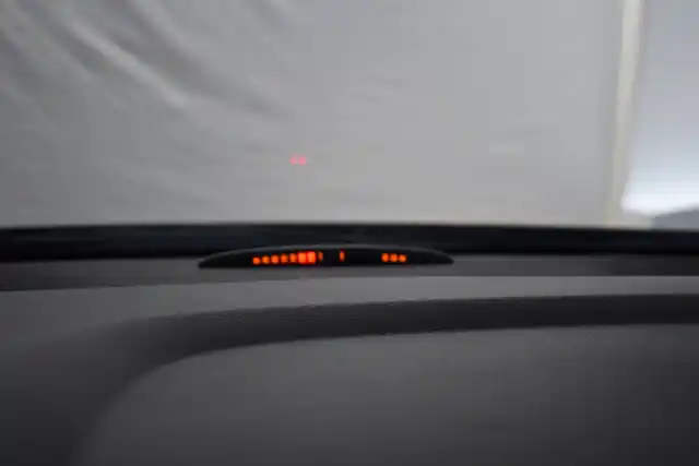 Musta Tila-auto, Mercedes-Benz B – NIA-662