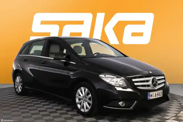 Musta Tila-auto, Mercedes-Benz B – NIA-662