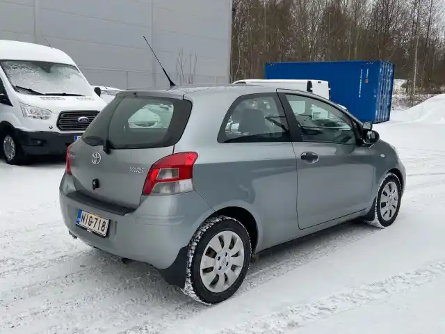 Hopea Viistoperä, Toyota Yaris – NIG-718