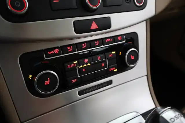 Beige Farmari, Volkswagen Passat – NIK-637