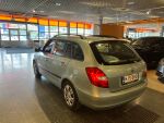 Vihreä Farmari, Skoda Fabia – NIS-380, kuva 2