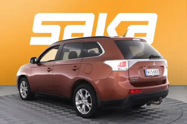 Ruskea (beige) Farmari, Mitsubishi Outlander – NIS-683