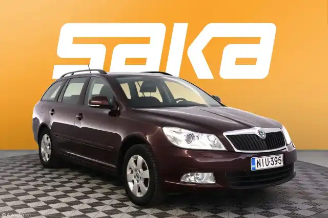 Punainen Farmari, Skoda Octavia – NIU-395