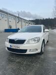 Valkoinen Farmari, Skoda Octavia – NIV-254, kuva 2