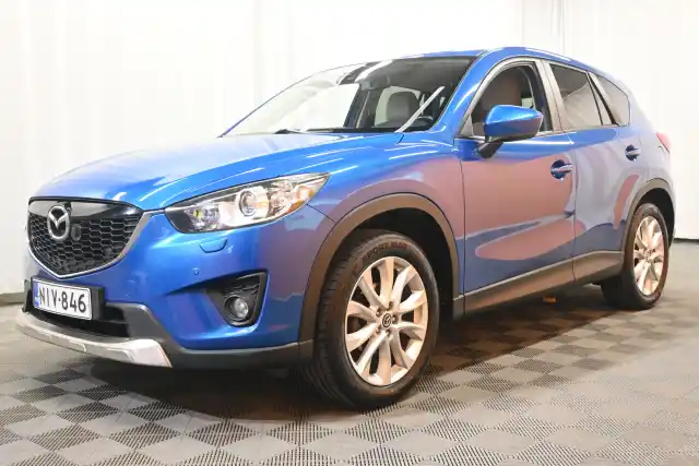 Sininen Maastoauto, Mazda CX-5 – NIV-846