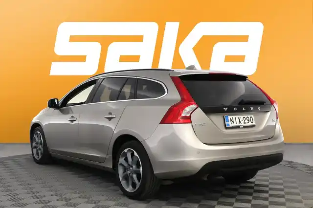 Beige Farmari, Volvo V60 – NIX-290