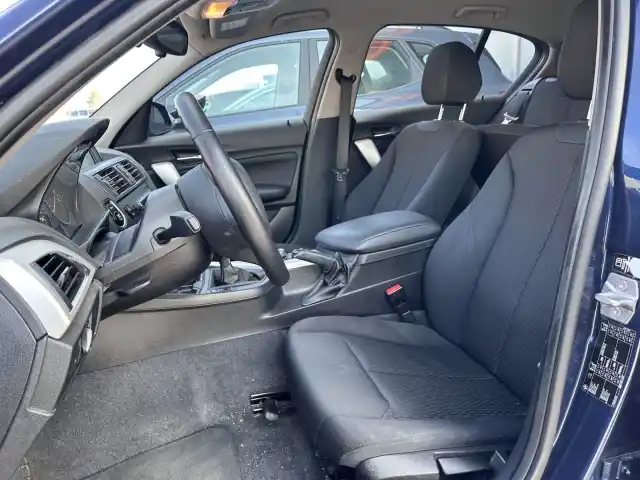 Sininen Viistoperä, BMW 116 – NIY-961
