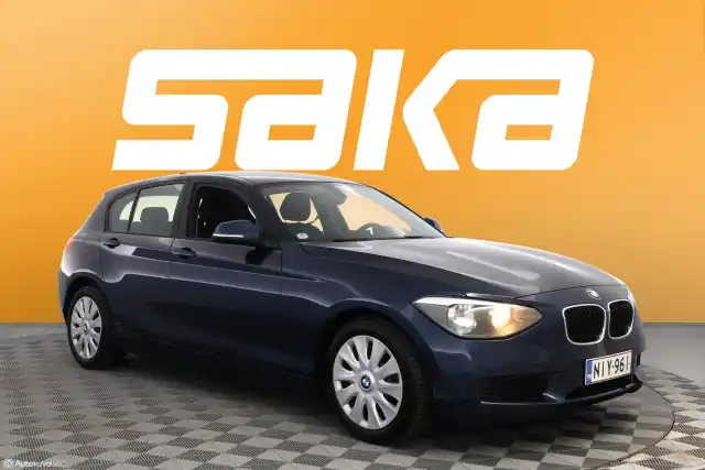 Sininen Viistoperä, BMW 116 – NIY-961