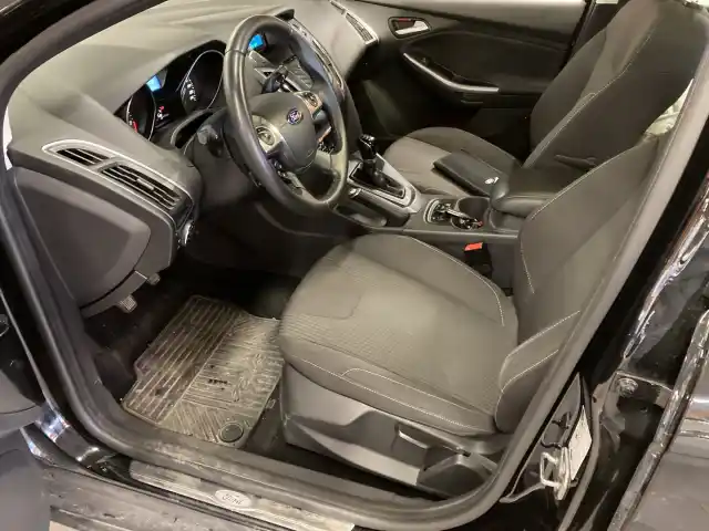 Musta Viistoperä, Ford Focus – NIZ-512