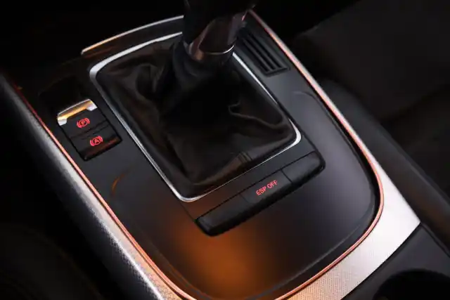 Punainen Farmari, Audi A4 – NJB-305