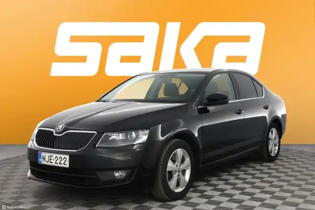 Musta Viistoperä, Skoda Octavia – NJE-222