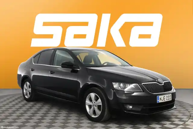 Musta Viistoperä, Skoda Octavia – NJE-222