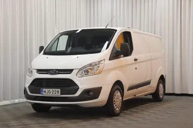 Valkoinen Pakettiauto, Ford Transit Custom – NJG-228