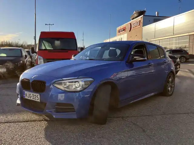 Sininen Viistoperä, BMW M135I – NJG-325