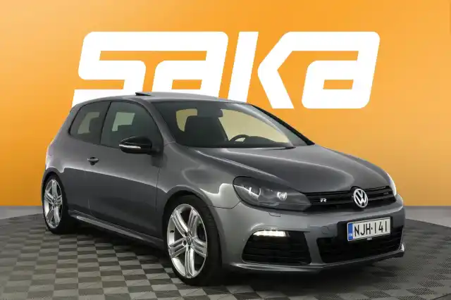 Harmaa Viistoperä, Volkswagen Golf – NJH-141