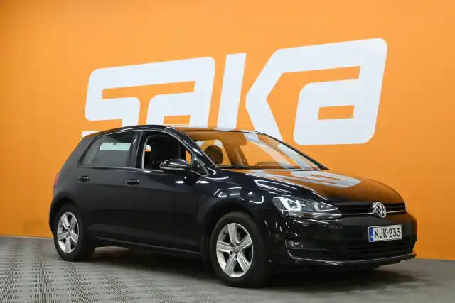 Musta Viistoperä, Volkswagen Golf – NJK-233