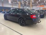 Musta Viistoperä, Skoda OCTAVIA – NJN-477, kuva 3