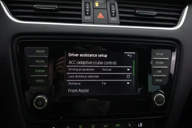 Musta Viistoperä, Skoda OCTAVIA – NJN-477