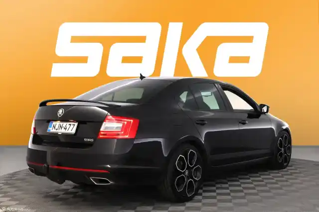 Musta Viistoperä, Skoda OCTAVIA – NJN-477