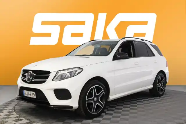 Valkoinen Maastoauto, Mercedes-Benz GLE – NJN-879