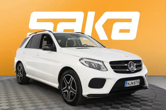Valkoinen Maastoauto, Mercedes-Benz GLE – NJN-879