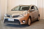 Beige Tila-auto, Toyota Verso – NJR-330, kuva 4