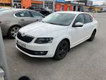 Valkoinen Viistoperä, Skoda Octavia – NJT-583, kuva 1