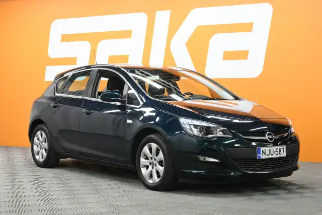 Vihreä Viistoperä, Opel Astra – NJU-587