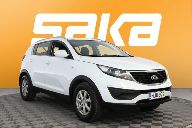 Valkoinen Maastoauto, Kia Sportage – NJU-972, kuva 1