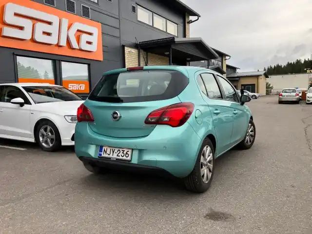 Vihreä Viistoperä, Opel Corsa – NJY-236