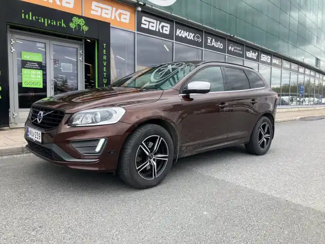 Ruskea Maastoauto, Volvo XC60 – NKA-239