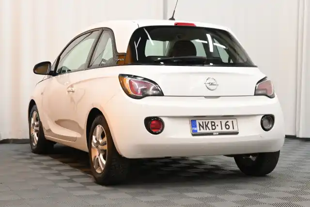 Valkoinen Viistoperä, Opel Adam – NKB-161